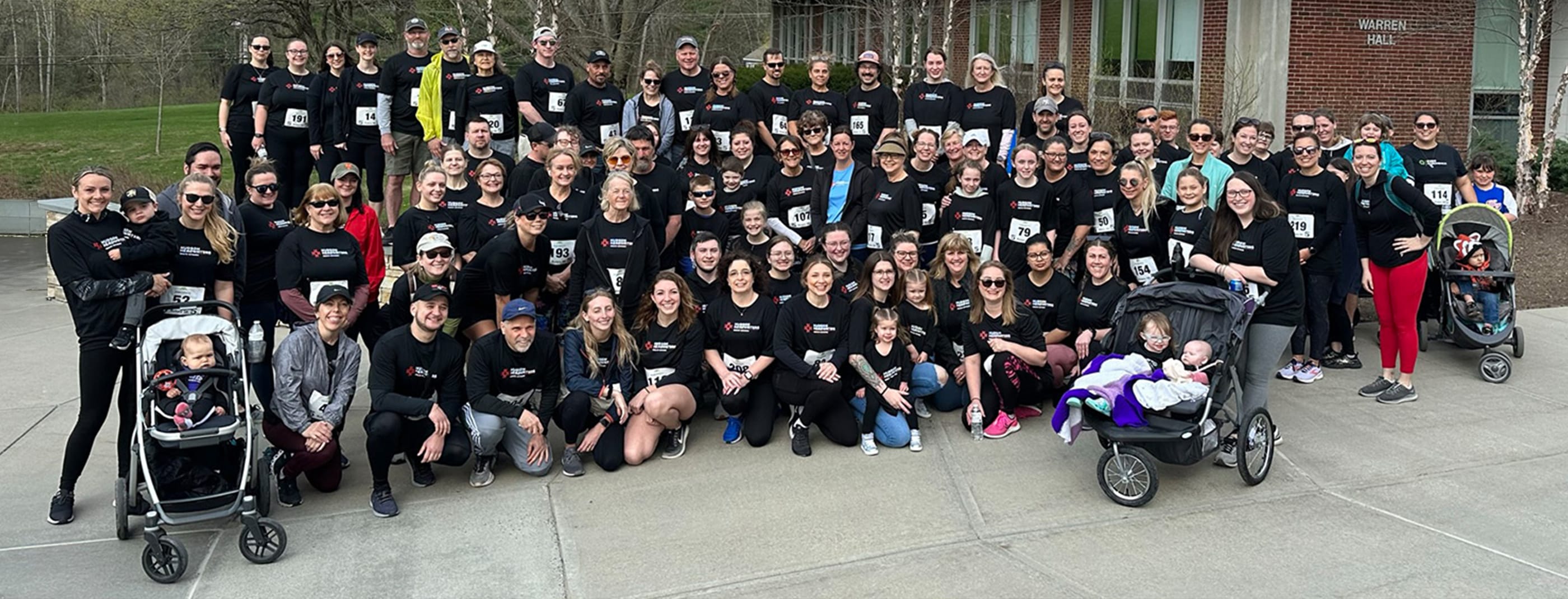 Hudson Headwaters staff gathered together in running gear